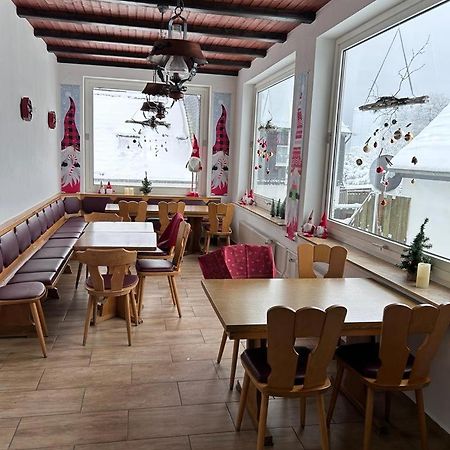 Villa Gast - Gästehaus Astenblick auch für grosse Gruppen geeignet Winterberg Exterior foto